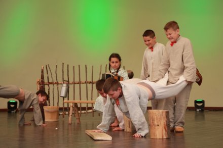 Fragment drugiego dnia 32. Przeglądu Dziecięcych Zespołów Folklorystycznych